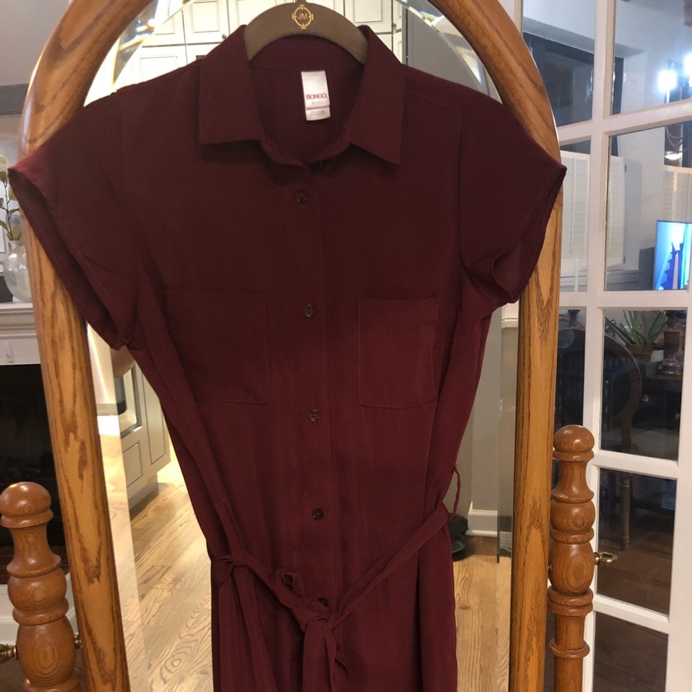 Maroon T-shirt dress with tie